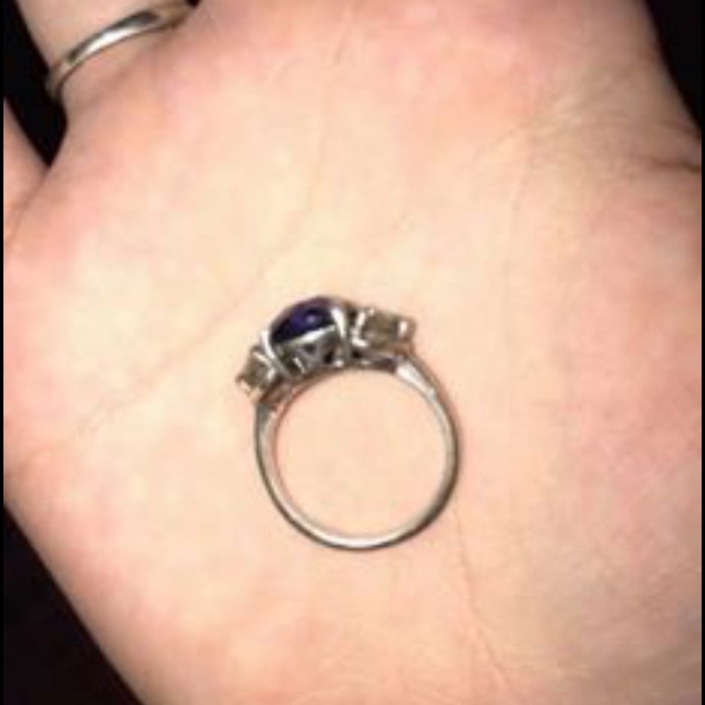 Ring - Picture 2 of 2